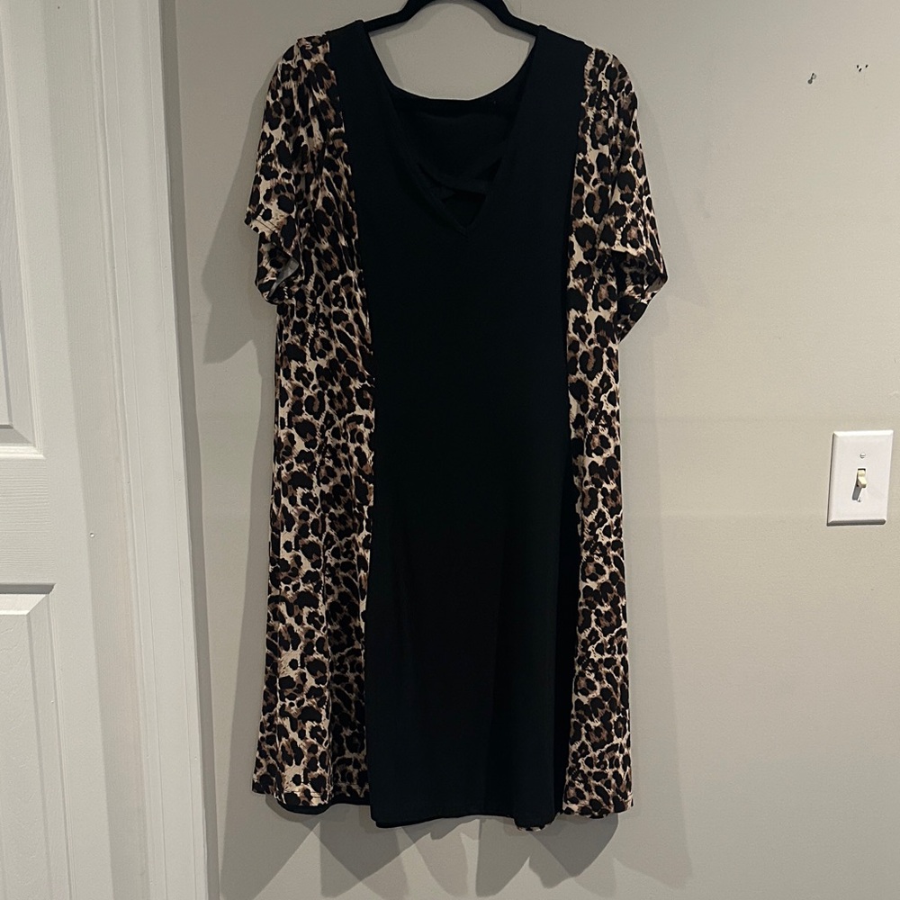 Leopard Print Black Midi Dress